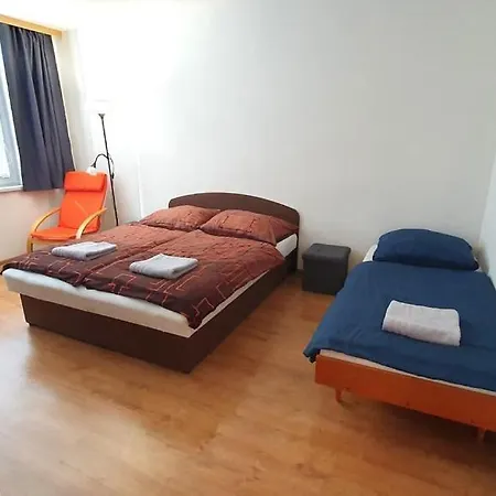 Mikaela 68 M2 *